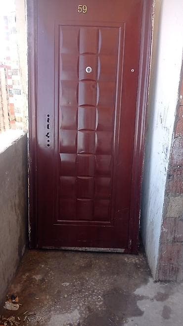Dəmir giriş qapısı - Material: möhkəm metal konstruksiya - Rəng: tünd lalafo.az -da Dəmir giriş qapısı - Material: möhkəm metal konstruksiya - Rəng: tünd