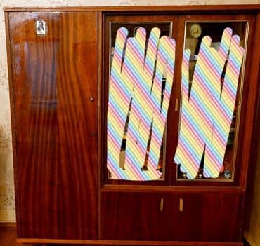 Sovetin qədimi servantı. Qalın, keyfiyyətli, möhkəm material lalafo.az -da Sovetin qədimi servantı. Qalın, keyfiyyətli, möhkəm material