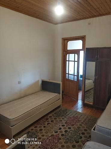 Oğlanlar üçün. Yasamalda həyət lalafo.az -da Oğlanlar üçün. Yasamalda həyət