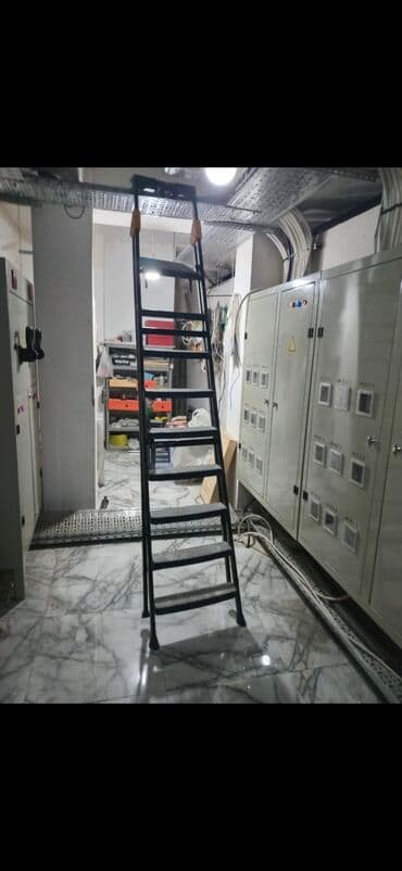 Metal merdiven – 7 pilləli, qatlanan tip. - Material: möhkəm metal lalafo.az -da Metal merdiven – 7 pilləli, qatlanan tip. - Material: möhkəm metal