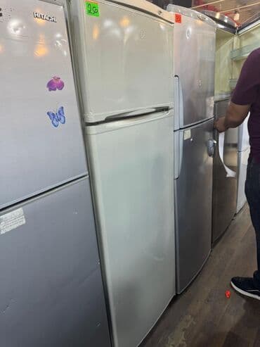 2 qapılı Indesit Soyuducu Satılır, rəng - Ağ lalafo.az -da 2 qapılı Indesit Soyuducu Satılır, rəng - Ağ