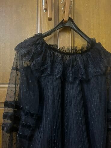 Qara şifon bluz - Model: şifon materialdan romantik üslubda, xırda lalafo.az -da Qara şifon bluz - Model: şifon materialdan romantik üslubda, xırda