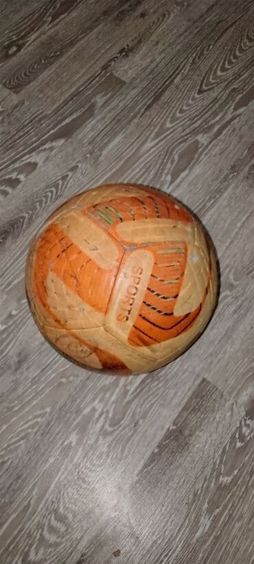 Futbol topu – narıncı-bej rənglərdə, “SPORTS” yazılı model. Klassik 32 lalafo.az -da Futbol topu – narıncı-bej rənglərdə, “SPORTS” yazılı model. Klassik 32