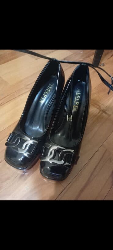 Tuflilər, Ölçü: 37, rəng - Qara, Yeni lalafo.az -da Tuflilər, Ölçü: 37, rəng - Qara, Yeni