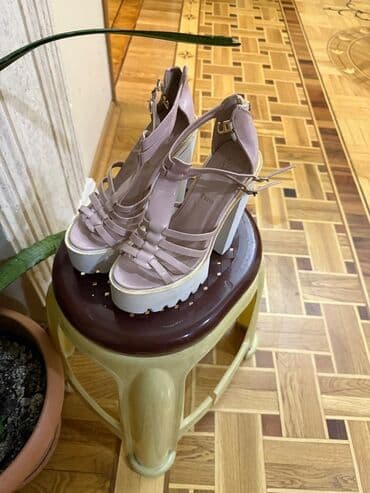 Ölçü: 38, rəng - Çəhrayı, İşlənmiş lalafo.az -da Ölçü: 38, rəng - Çəhrayı, İşlənmiş