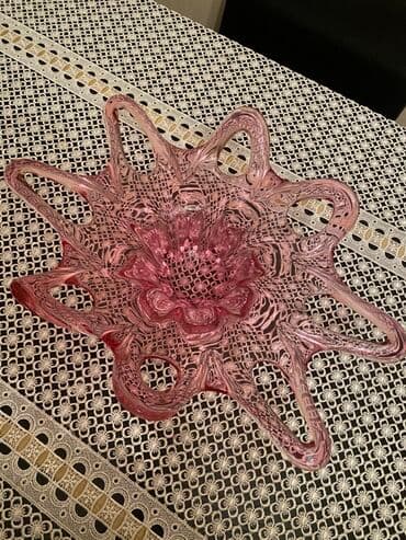 Bənövşəyi-çəhrayı tonlarda dekorativ şüşə boşqab/kandelyabr qabı. - lalafo.az -da Bənövşəyi-çəhrayı tonlarda dekorativ şüşə boşqab/kandelyabr qabı. -