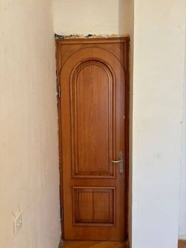 Geely: 8 ədəd ev qapısı satılır. Fısdıq materialındandır. Yaxşı at lalafo.az — 8 Geely: 8 ədəd ev qapısı satılır. Fısdıq materialındandır. Yaxşı — 8