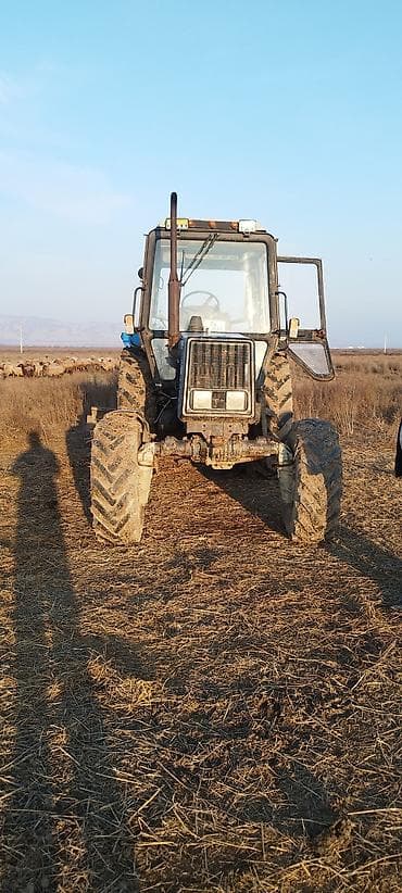 Belarus 892 traktor
işley tecnikadi 2005 ci il lalafo.az -da Belarus 892 traktor
işley tecnikadi 2005 ci il