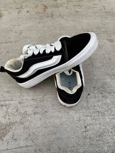 Vest ayakkabı modeli, Təzədi 1 2 dəfə geyilib. Ad günümdə alınmışdı lalafo.az -da Vest ayakkabı modeli, Təzədi 1 2 dəfə geyilib. Ad günümdə alınmışdı