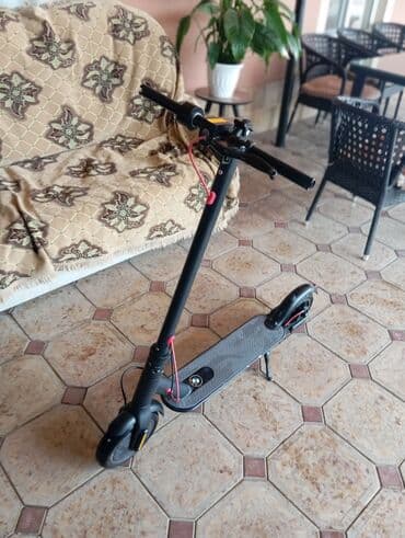 İşlənmiş Elektrik samokat ≤ 5", > 1000 Vt, 16 - 25 km/s, Ünvandan götürmə lalafo.az -da İşlənmiş Elektrik samokat ≤ 5", > 1000 Vt, 16 - 25 km/s, Ünvandan götürmə