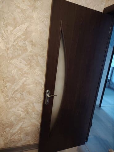 İşlənmiş Otaq qapısı Plintus ilə, Zəmanətsiz, Ünvandan götürmə lalafo.az -da İşlənmiş Otaq qapısı Plintus ilə, Zəmanətsiz, Ünvandan götürmə