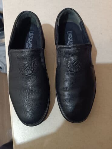 Kişi ayaqqabısı – slip-on model - Brend: Nuyayet (içlikdə loqo yazısı lalafo.az -da Kişi ayaqqabısı – slip-on model - Brend: Nuyayet (içlikdə loqo yazısı