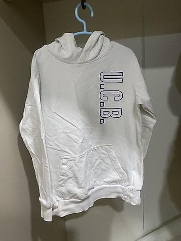 Кофты и свитеры: UCB Benetton uşaq hudi - Rəng: ağ - Ön tərəfdə şaquli “U.C.B.” çapı at lalafo.az — 1 Кофты и свитеры: UCB Benetton uşaq hudi - Rəng: ağ - Ön tərəfdə şaquli “U.C.B.” çapı — 1
