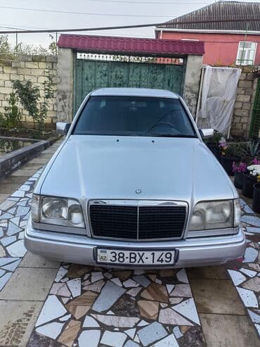 Mercedes-Benz E 230: 2.3 l | 1992 il Sedan lalafo.az -da Mercedes-Benz E 230: 2.3 l | 1992 il Sedan