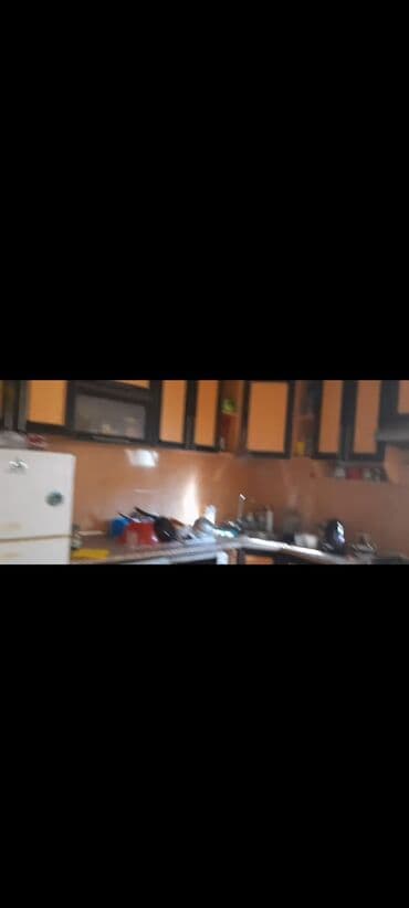 120 kv. m, 4 otaqlı, Kombi, Qaz, İşıq lalafo.az -da — 18 120 kv. m, 4 otaqlı, Kombi, Qaz, İşıq — 18