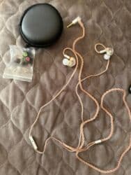 İşlənmiş Simli Qulaqcıqlar lalafo.az -da İşlənmiş Simli Qulaqcıqlar