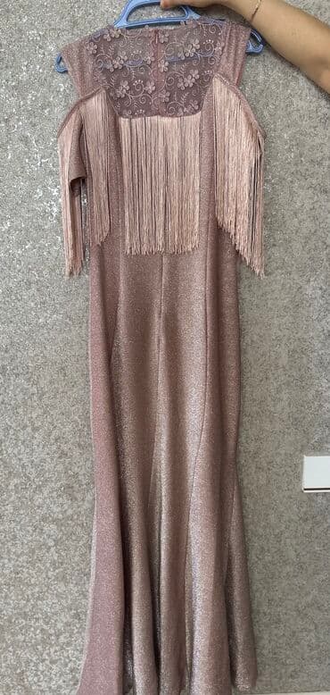 Bir dəfə geyinilib. Razmer S-L lalafo.az -da Bir dəfə geyinilib. Razmer S-L