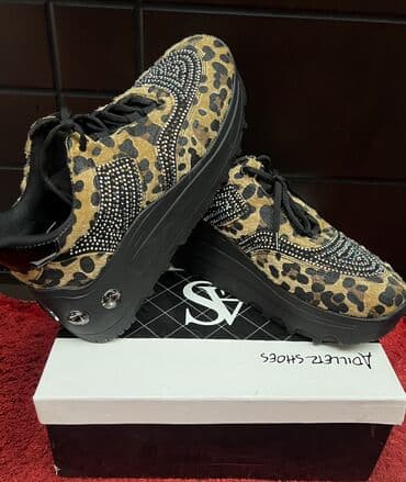 Ölçü: 39, İşlənmiş lalafo.az -da Ölçü: 39, İşlənmiş