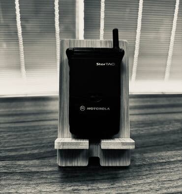 Motorola Backflip, rəng - Qara, Düyməli lalafo.az -da Motorola Backflip, rəng - Qara, Düyməli