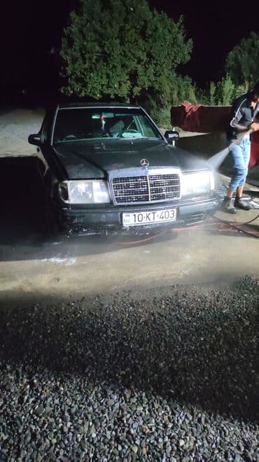 Mercedes-Benz 220: 2 l | 1990 il Sedan lalafo.az -da Mercedes-Benz 220: 2 l | 1990 il Sedan