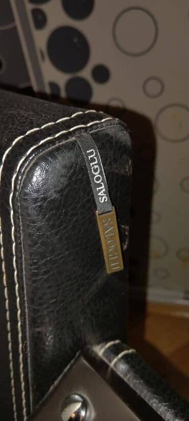 İşlənmiş, Di̇van-kravat, 2 kreslo, Bazasız, Açılan lalafo.az -da İşlənmiş, Di̇van-kravat, 2 kreslo, Bazasız, Açılan