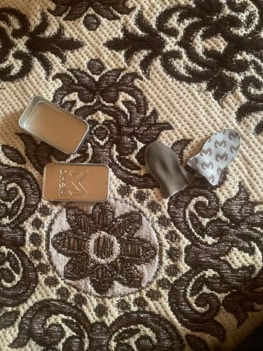 MOKA brendinə məxsus balzam dəsti. Komplekt: - Metal qutuda bərk lalafo.az -da MOKA brendinə məxsus balzam dəsti. Komplekt: - Metal qutuda bərk