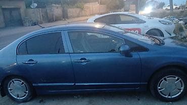 Honda Civic: 1.3 l | 2009 il Sedan lalafo.az -da Honda Civic: 1.3 l | 2009 il Sedan