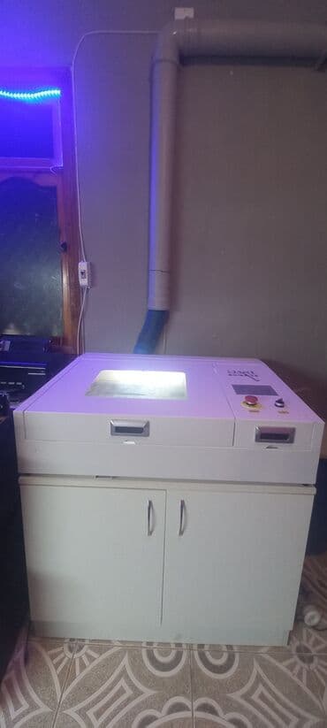 İş sahəsi 40×40 aparat səliqəli işlədilib Təmirə ehtiyacı var 200 lalafo.az -da İş sahəsi 40×40 aparat səliqəli işlədilib Təmirə ehtiyacı var 200