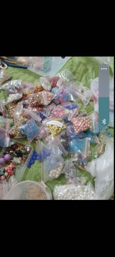 Magaza baglanib satilir hazir tebi das qolbaqlarda var pandora lalafo.az -da Magaza baglanib satilir hazir tebi das qolbaqlarda var pandora