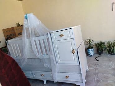 Oğlan və qız üçün, Dördbucaq, Beşik, Dəstsiz, Matras ilə, Yellənmə mexanizmsiz lalafo.az -da Oğlan və qız üçün, Dördbucaq, Beşik, Dəstsiz, Matras ilə, Yellənmə mexanizmsiz