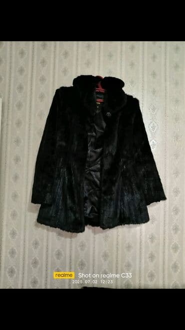 Kürk, S, rəng - Qara lalafo.az -da Kürk, S, rəng - Qara