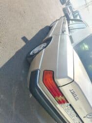 Mercedes-Benz 190: 1.8 l | 1992 il Sedan lalafo.az -da Mercedes-Benz 190: 1.8 l | 1992 il Sedan