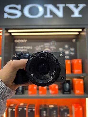 Sony F30 Kirayə lalafo.az -da Sony F30 Kirayə