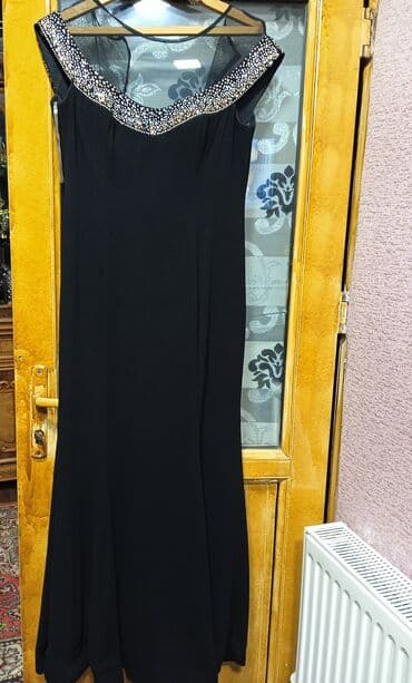 Elbise 1defe geyilib 40 razmer eynide ela qalir lalafo.az -da Elbise 1defe geyilib 40 razmer eynide ela qalir