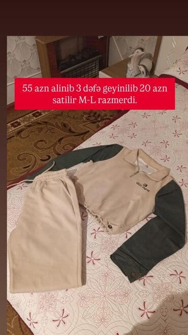 55 azn alinib 3 defe geyilub 20 azn satilir M l olcu lalafo.az -da 55 azn alinib 3 defe geyilub 20 azn satilir M l olcu