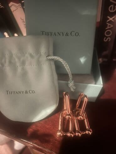 Təsvir:
- Brend: Tiffany & Co lalafo.az -da Təsvir:
- Brend: Tiffany & Co