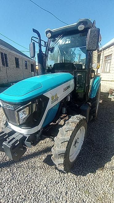 Traktor – Branson (model üzərində “RD704” seriyası yazısı görünür - lalafo.az -da Traktor – Branson (model üzərində “RD704” seriyası yazısı görünür -