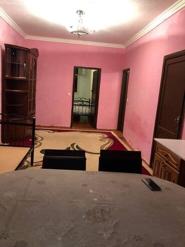 Əcəmi metrosuna əyaqnan 4 dəqiqə məsafədə 5 mərtəbəli binanın 3-cü lalafo.az -da Əcəmi metrosuna əyaqnan 4 dəqiqə məsafədə 5 mərtəbəli binanın 3-cü