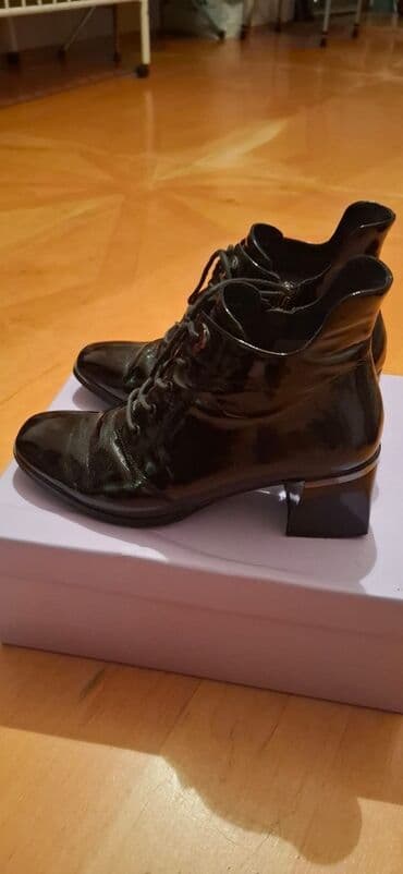 Угги: Размер: 36, цвет - Черный, Б/у at lalafo.az — 2 Угги: Размер: 36, цвет - Черный, Б/у — 2