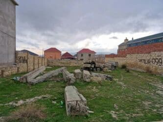 Masazir qes.142 nomreli mansurutun yoluna yaxin .Yeni lalafo.az -da Masazir qes.142 nomreli mansurutun yoluna yaxin .Yeni