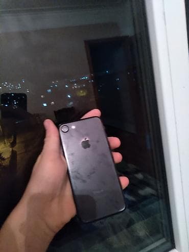 IPhone 7, 32 GB, Qara lalafo.az -da IPhone 7, 32 GB, Qara