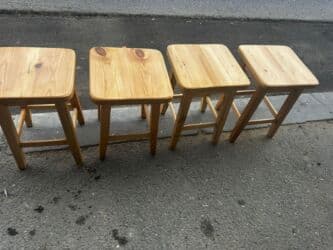 Mətbəx stullari bir 25 azn esl taxta el isi təzədi k.gunəşli Guly🌻 lalafo.az -da Mətbəx stullari bir 25 azn esl taxta el isi təzədi k.gunəşli Guly🌻