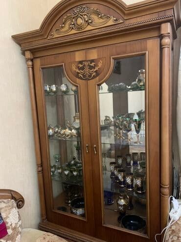 Şüşəli dolab vitrini lalafo.az -da Şüşəli dolab vitrini