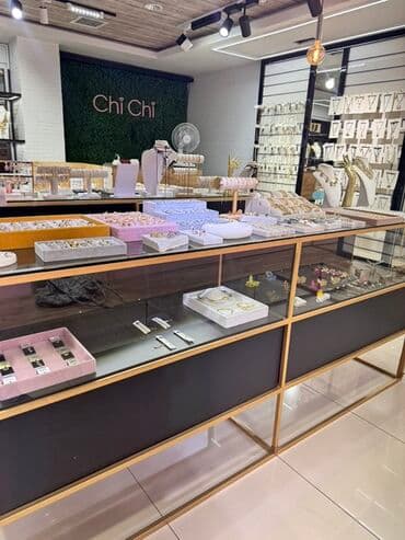 ПО для бизнеса: Zərgərlik vitrini və mağaza avadanlığı komplekti Yuksek keyfiyyet at lalafo.az — 4 ПО для бизнеса: Zərgərlik vitrini və mağaza avadanlığı komplekti Yuksek keyfiyyet — 4