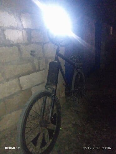 Özünəməxsus dizayna sahib velosperedokluiped - Ön heç bir yerində lalafo.az -da Özünəməxsus dizayna sahib velosperedokluiped - Ön heç bir yerində