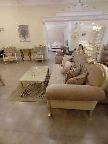 Yeni, Klassik divan, 2 kreslo, Jurnal masası, Bazasız, Açılmayan lalafo.az -da Yeni, Klassik divan, 2 kreslo, Jurnal masası, Bazasız, Açılmayan