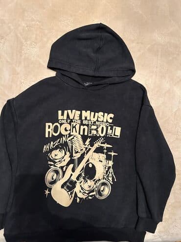 Qara kapüşonlu svitşot – “Rock’n’Roll / Live Music” dizaynı - Rəng lalafo.az -da Qara kapüşonlu svitşot – “Rock’n’Roll / Live Music” dizaynı - Rəng