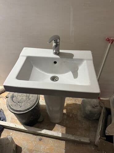 Keramika pedestal lavabosu və qarışdırıcı kran - Material: parlaq ağ lalafo.az -da Keramika pedestal lavabosu və qarışdırıcı kran - Material: parlaq ağ