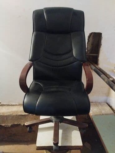 İşlənmiş, Təkərli, Qolları tənzimlənmir, Dəri lalafo.az -da İşlənmiş, Təkərli, Qolları tənzimlənmir, Dəri