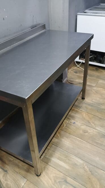 Paslanmayan poladdan peşəkar mətbəx avadanlıqları - İş masaları lalafo.az -da Paslanmayan poladdan peşəkar mətbəx avadanlıqları - İş masaları